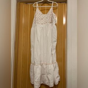 Ava & Viv 4x white cotton dress with embroidery